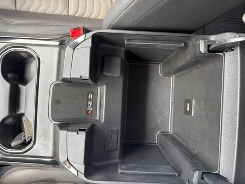 Used 2025 Chevrolet Silverado 2500 ZR2 AWD/4WD image 34