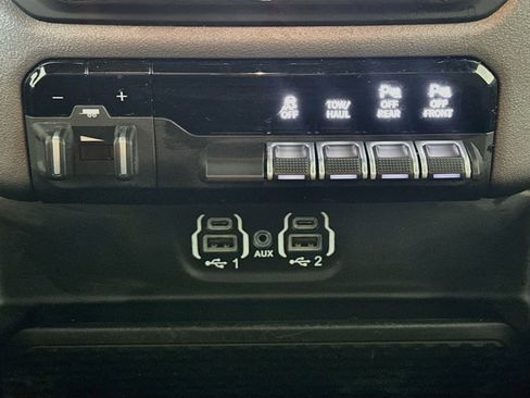 Used 2023 RAM 1500 Lone Star AWD/4WD image 25