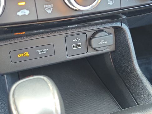 Used 2023 Honda Civic Sport image 24