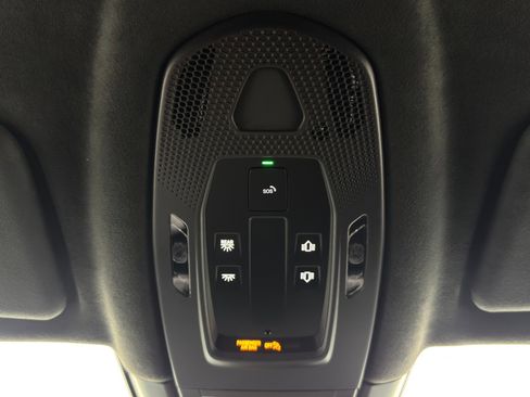 Used 2024 Porsche Cayenne Turbo image 40