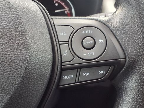 Certified 2025 Toyota RAV4 XLE w/ Convenience Package image 16