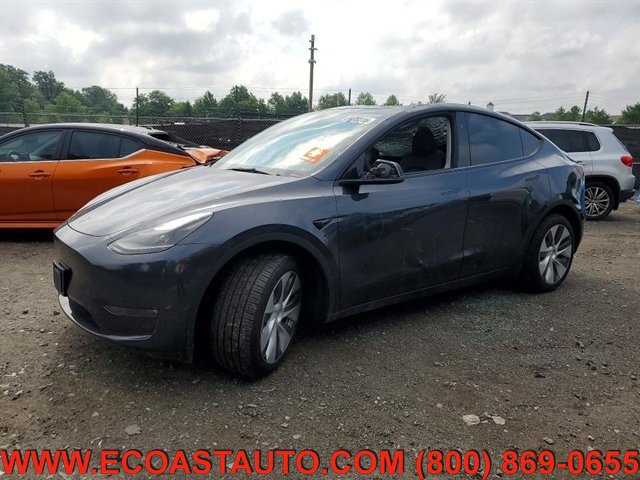 Used 2024 Tesla Model Y Long Range AWD/4WD image 3