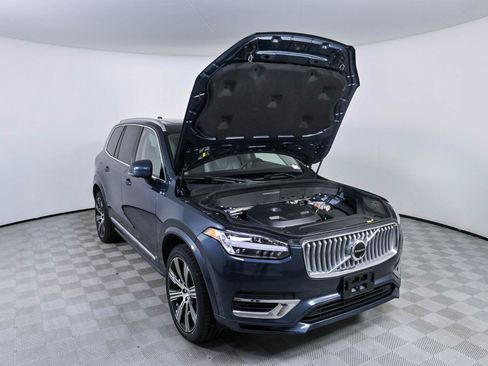 Certified 2025 Volvo XC90 T8 Plus w/ Protection Package Premier AWD/4WD image 34