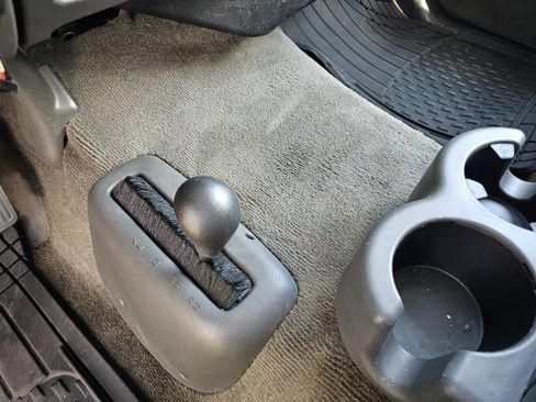 Used 2005 Chevrolet Silverado 1500 LS image 14