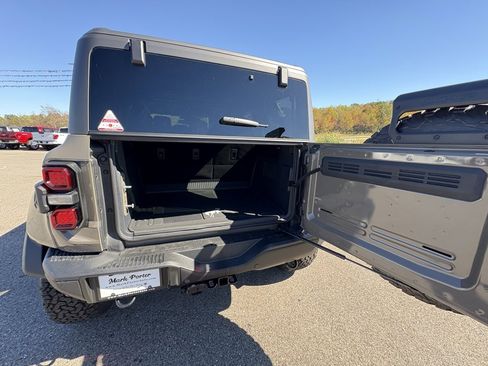 New 2025 Ford Bronco Raptor w/ Interior Carbon Fiber Pack image 21