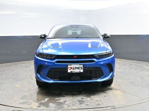 Used 2024 Dodge Hornet GT w/ Tech Pack w/o Parking image 2