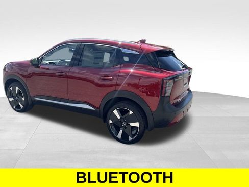 Certified 2025 Nissan Kicks SR image 3