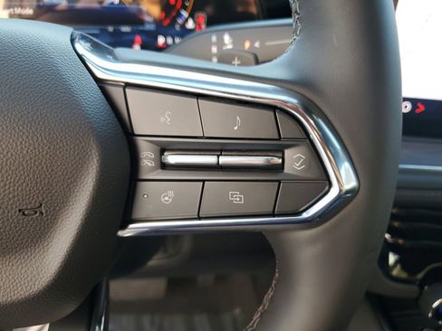 New 2026 Chevrolet Suburban LT image 32