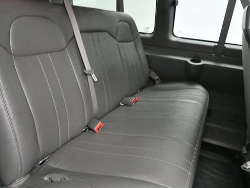 Used 2024 Chevrolet Express 3500 LS RWD image 12