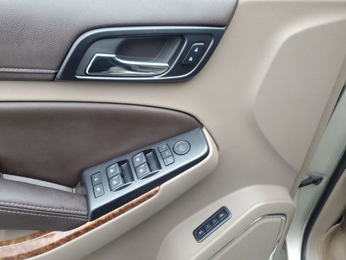 Used 2015 Chevrolet Tahoe LTZ image 19