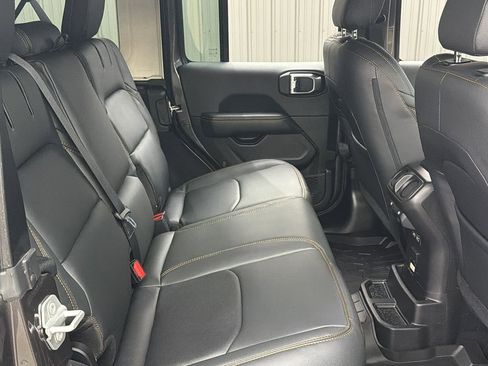 Used 2025 Jeep Wrangler Unlimited Sahara w/ Safety Group image 36