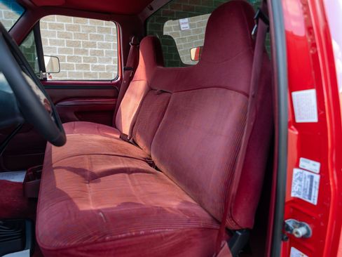 Used 1997 Ford F250 4x4 Regular Cab Heavy Duty image 24