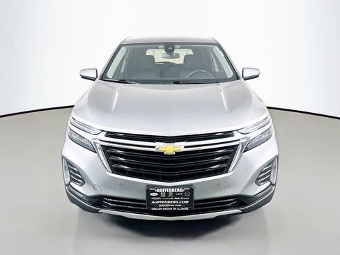 Used 2023 Chevrolet Equinox LT w/ Driver Convenience Package image 2
