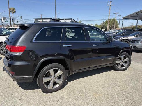 Used 2014 Jeep Grand Cherokee Limited w/ Trailer Tow Group IV AWD/4WD image 4
