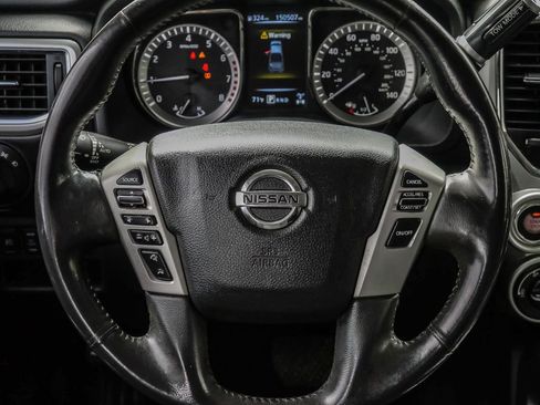 Used 2017 Nissan Titan SV AWD/4WD image 46