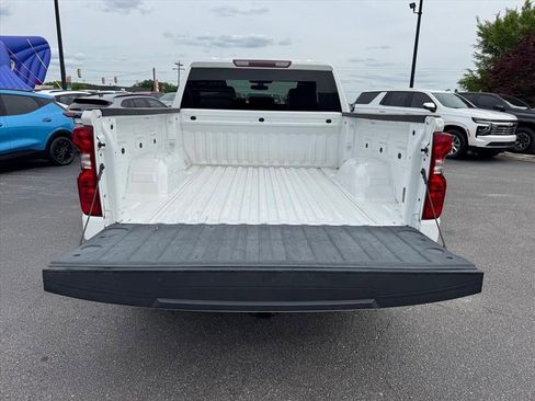 Used 2020 Chevrolet Silverado 1500 LT w/ Trailering Package AWD/4WD image 10