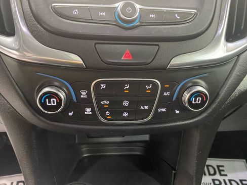 Used 2020 Chevrolet Equinox LT AWD/4WD image 26