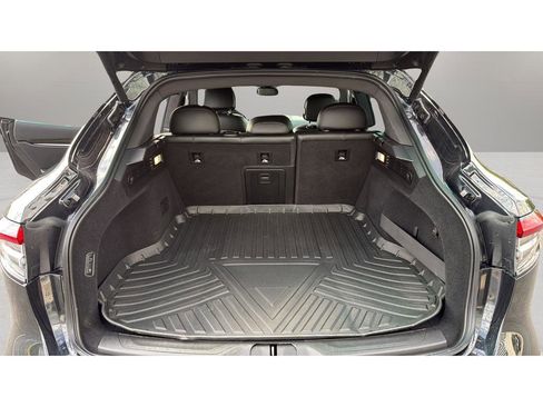 Used 2022 Maserati Levante GT AWD/4WD image 22