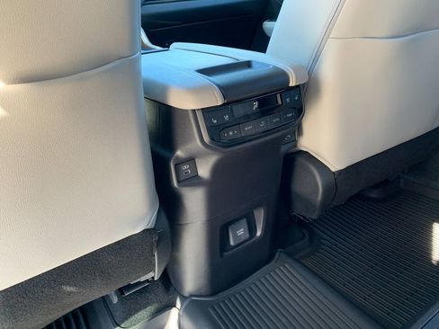 New 2026 Toyota Grand Highlander AWD Hybrid image 14