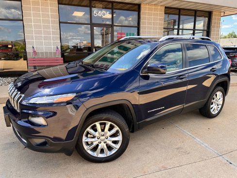 Used 2014 Jeep Cherokee Limited FWD image 2