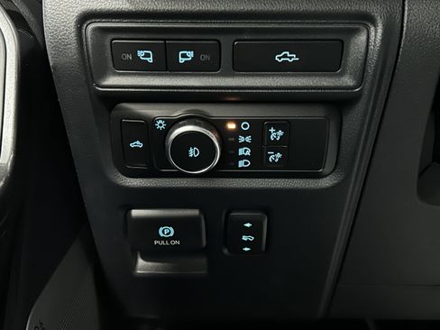 Used 2021 Ford F150 Lariat w/ Equipment Group 502A High image 13