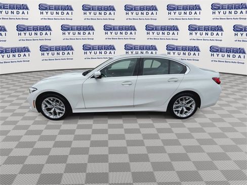 Used 2025 BMW 330i xDrive Sedan w/ Convenience Package image 5