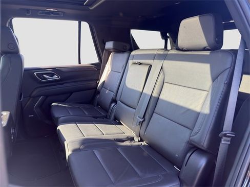 Used 2021 Chevrolet Tahoe LT image 13