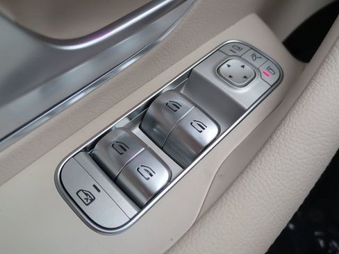 Certified 2024 Mercedes-Benz GLE 450 4MATIC image 23