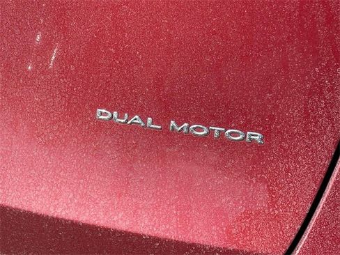 Used 2023 Tesla Model Y Long Range image 4