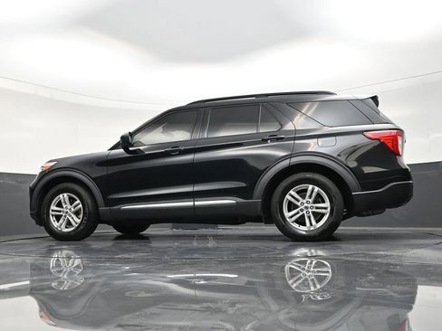 Used 2021 Ford Explorer XLT image 21