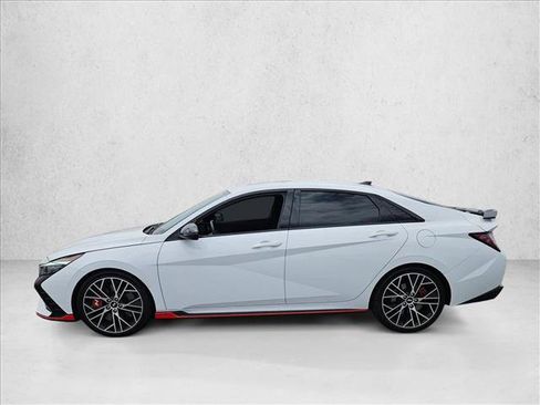 Used 2022 Hyundai Elantra N FWD image 8