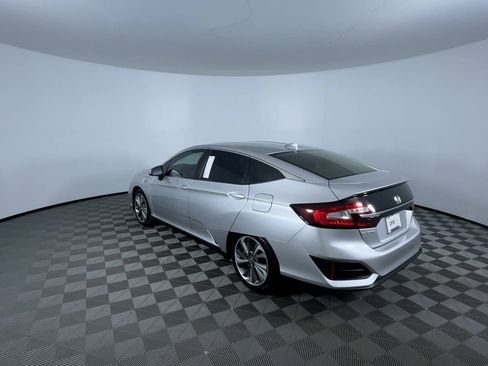 Used 2018 Honda Clarity Touring image 7