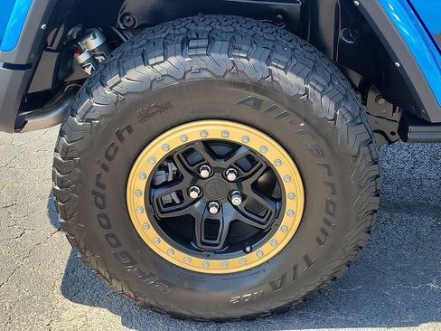 Used 2022 Jeep Wrangler Unlimited Rubicon AWD/4WD image 7