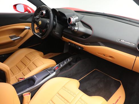 Certified 2020 Ferrari F8 Tributo RWD image 16