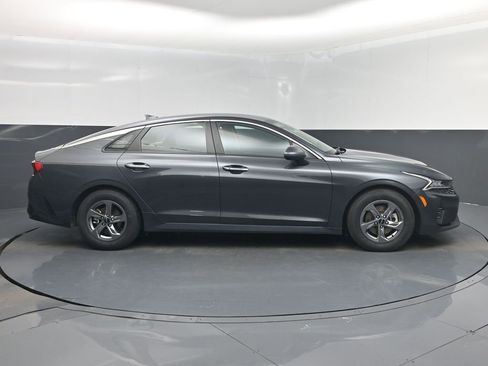 Used 2023 Kia K5 LXS image 29