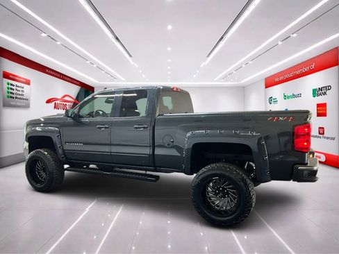 Used 2019 Chevrolet Silverado 1500 LT w/ All Star Edition AWD/4WD image 4
