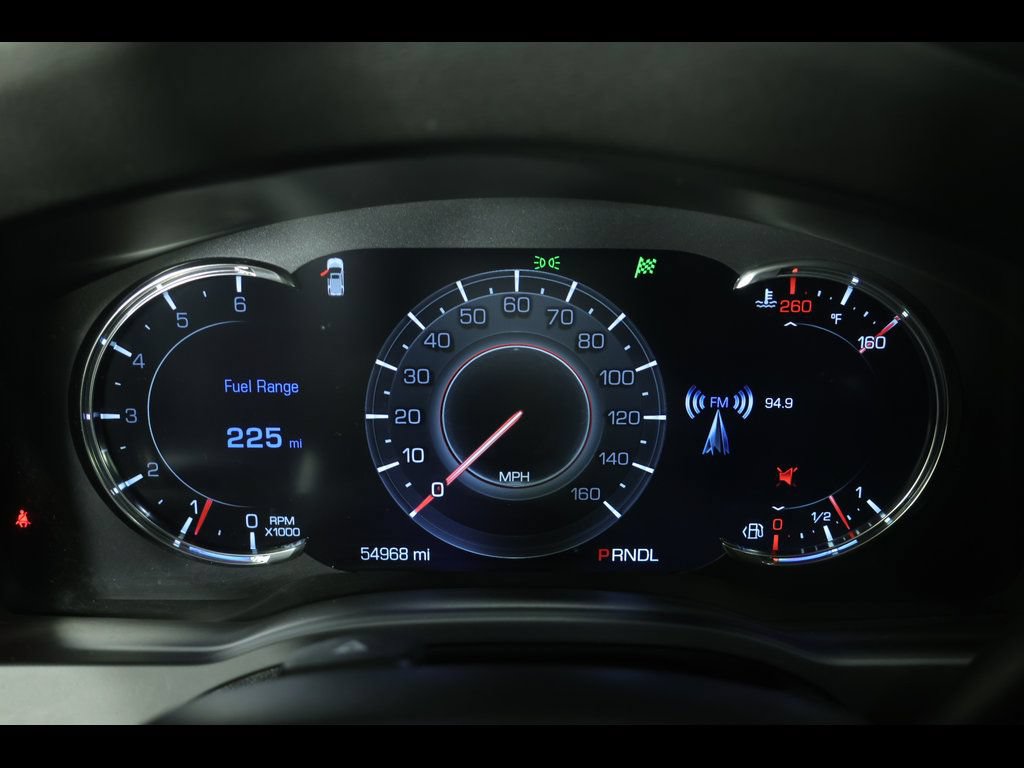 Used 2020 Cadillac Escalade Luxury AWD/4WD image 30