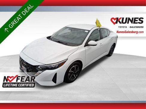 Used 2024 Nissan Sentra SV image 1