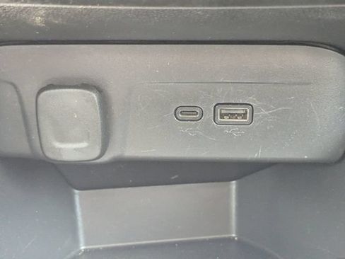 Used 2025 Chevrolet Trax LS w/ Driver Confidence Package FWD image 21