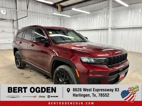 Used 2025 Jeep Grand Cherokee L Altitude RWD image 1