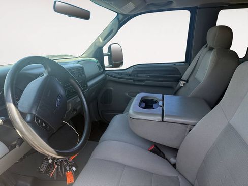 Used 2004 Ford F250 XL AWD/4WD image 9