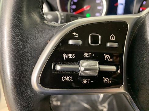 Used 2021 Mercedes-Benz GLC 300 image 19