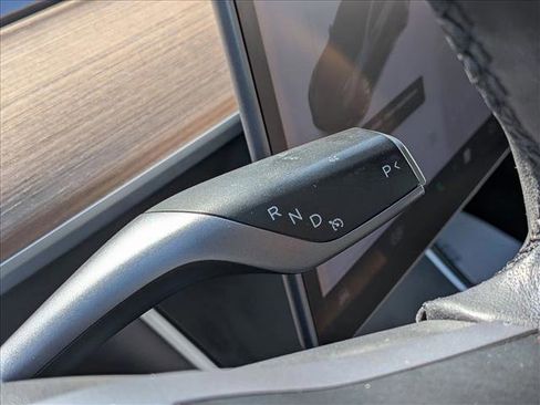 Used 2020 Tesla Model 3 Standard Range Plus image 13