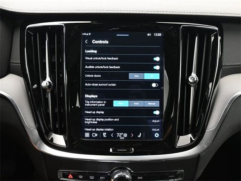 Used 2024 Volvo S60 T8 Ultimate image 18