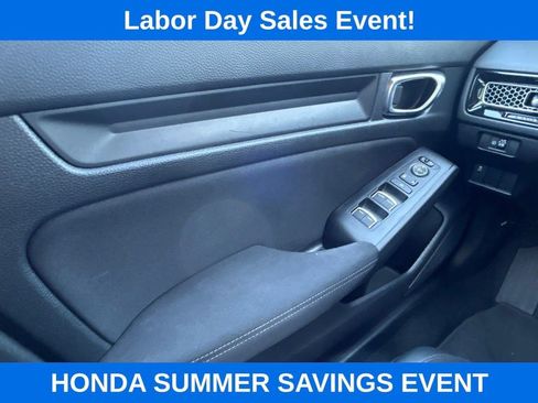 Used 2025 Honda Civic Sport image 15