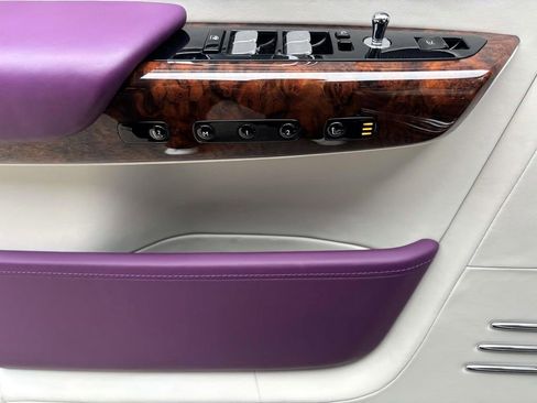 Used 2019 Rolls-Royce Phantom Sedan image 14