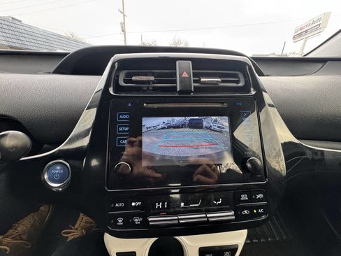 Used 2016 Toyota Prius Two image 51