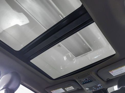 Used 2020 Ford F350 Lariat w/ Lariat Ultimate Package image 22