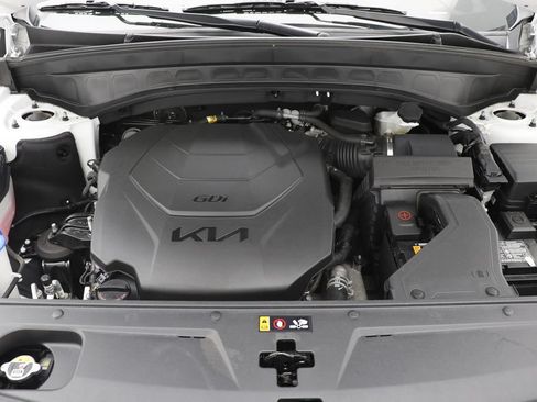 Used 2025 Kia Telluride S AWD/4WD image 28