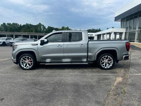 Certified 2024 GMC Sierra 1500 SLT w/ SLT Premium Plus Package AWD/4WD image 4